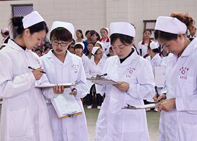 考试前夕.jpg 考试前夕.jpg