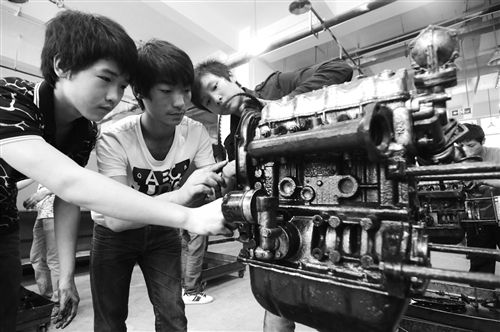 2022年重庆能源技师学院汽车维修(大专+高级技工)专业招生