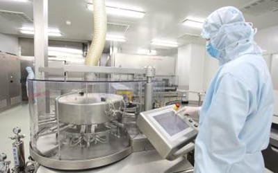 重庆第三卫生学校学费贵不贵?收费标准