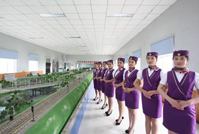 重庆幼儿师范学校的学费高吗