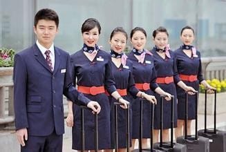 女生选择学习学空乘好找工作吗