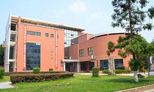 2023年重庆市护士学校招生要求是什么?