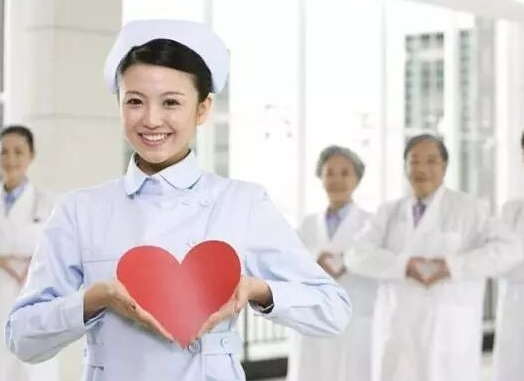 重庆女生学护理学专业有哪些优劣势