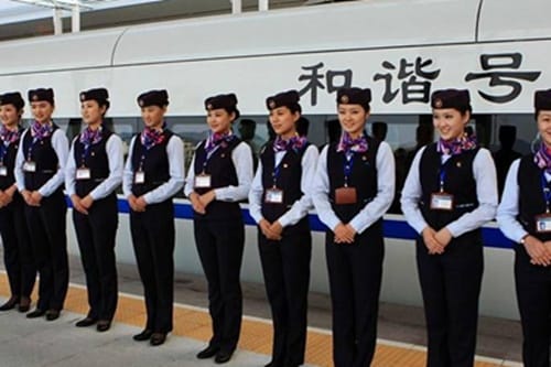 初中毕业读贵阳中职学校铁路轨道专业怎么样？