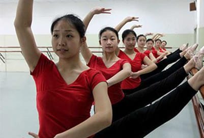 重庆女子职业学校：选学校还是选专业？