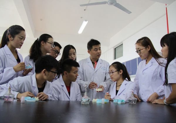 重庆五年制大专卫校护理专业怎么样