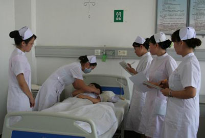 初中女生可以报读重庆卫生学校吗