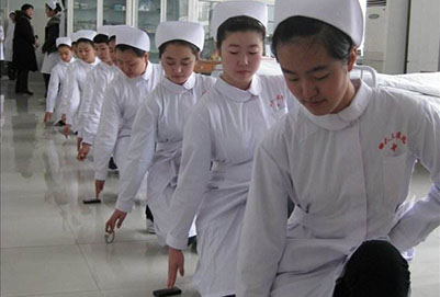 重庆护理学校报名学费是多少