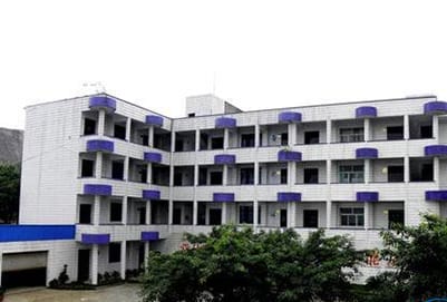 重庆市工业技师学院招生办电话多少