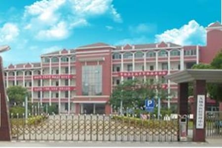 2023年云南中医学院收费标准