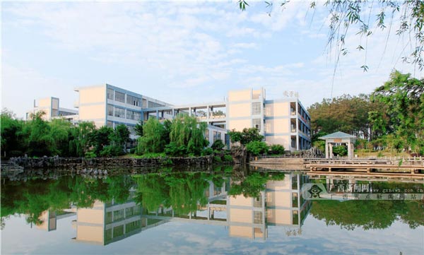 2023年云南民族大学学费贵不贵，学费标准怎么样？