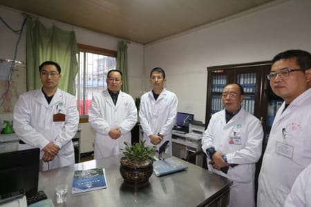 贵阳中医学院第一附属医院肛肠科专家张廷老师到我院开展对口帮扶工作