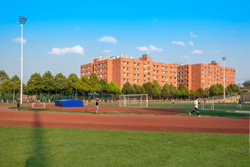 贵阳学院的地址在哪里