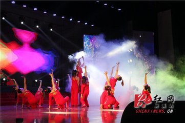 5.12文艺晚会现场