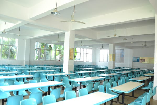 重庆光华女子职业中等专业学校食堂