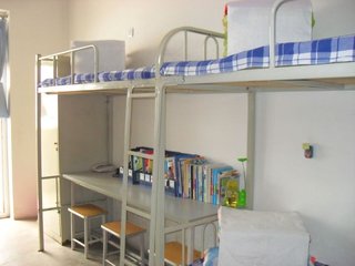 重庆市医药学校2022年学费住宿费是多少?