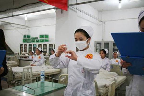 贵阳的卫校招生中专需要什么条件