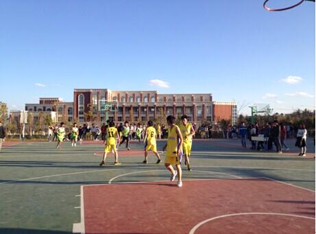 云南外事外语职业学院篮球赛