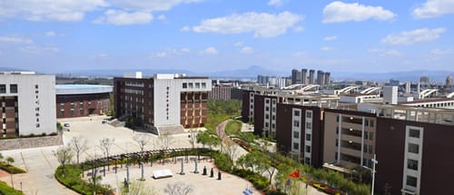 云南商务职业学院校园全景