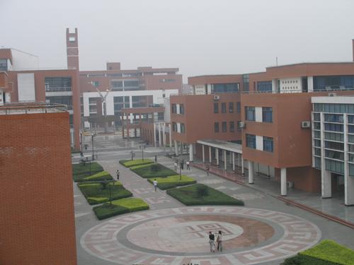 西南民族大学学校全景