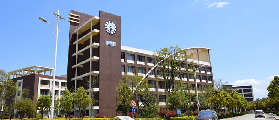 云南商务职业学院校园环境介绍