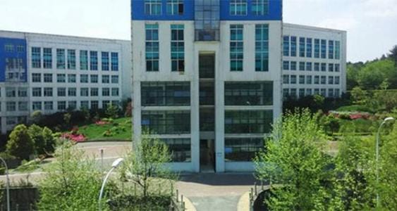 重庆工商大学的报名时间是多久