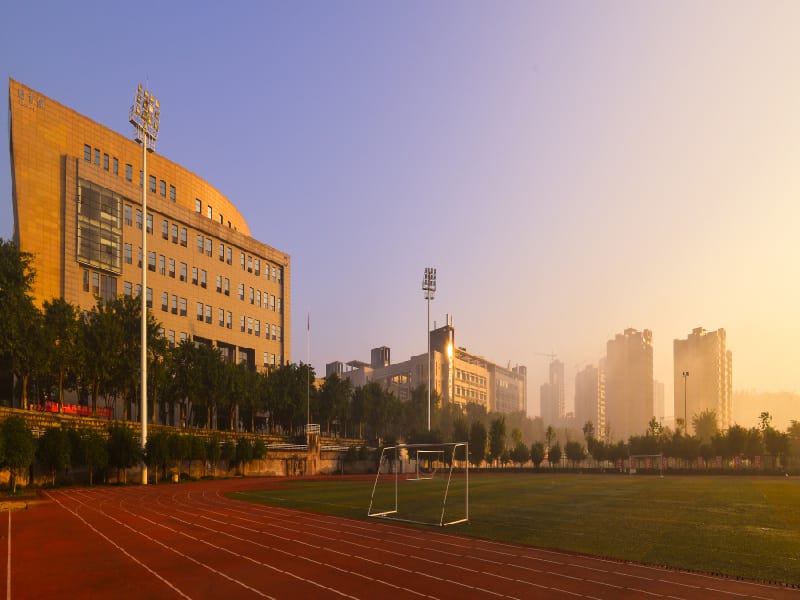 重庆工业职业技术学院图书馆一角