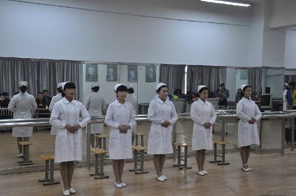 贵阳医学院招生计划助学政策介绍