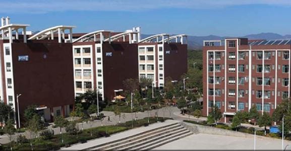 昆明市卫生学校宿舍楼