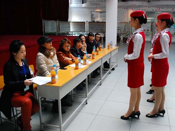 贵阳高铁与其它学校专业设置如何