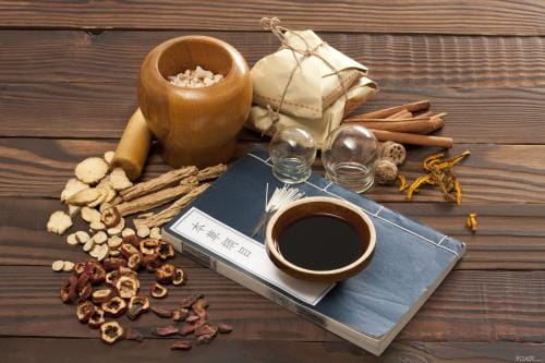 云南新兴职业学校中药学专业要学习哪些课程？就业方向有哪些？