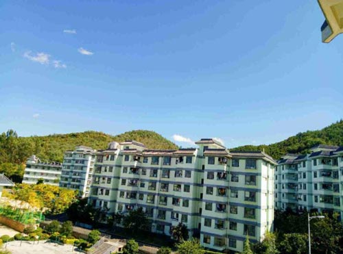 昆明卫生学院学校环境