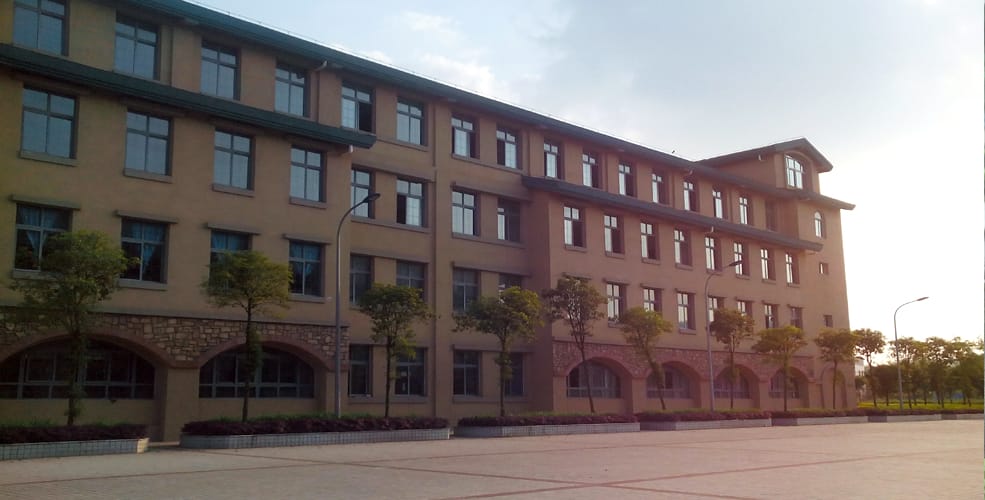 重庆轻工职业学院教学楼美景