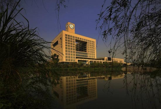 重庆第二师范学院2022年报读有助学金吗？