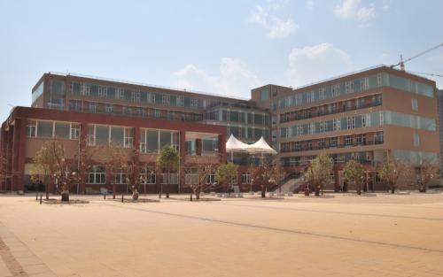 昆明理工大学建工楼
