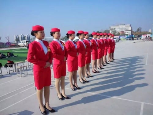 高铁学校成为毕业生的最好去处怎么样