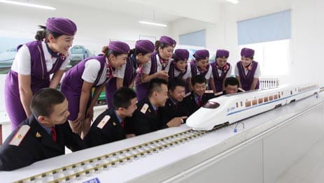 介绍：我国未来轻轨高铁行业人才缺口非常大