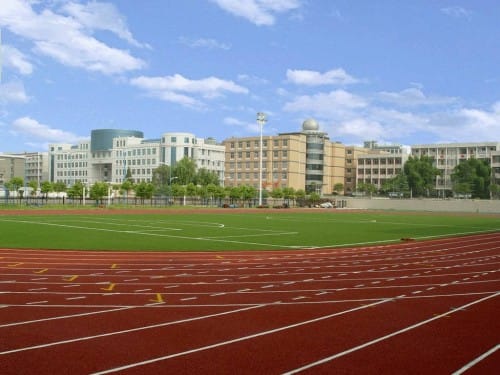 为什么初中生选择上五年制大专学校？