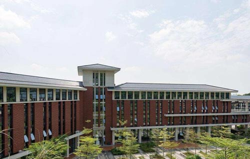 2023年四川育英医养科技技工学校招生有护理专业吗？