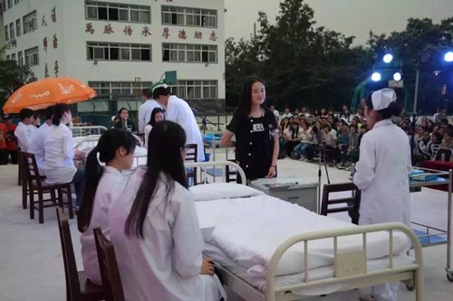 四川护理学院实操现场