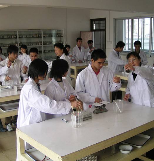 三峡联合职业大学2023年信息科技学院护理学专业