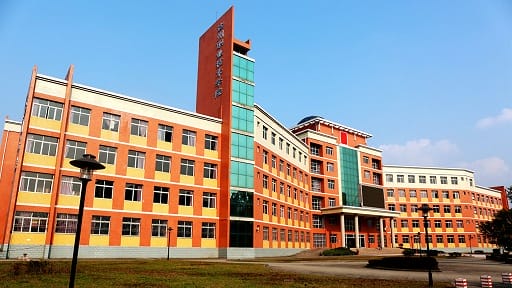 国内医学影像专业有哪些好的专科学校？