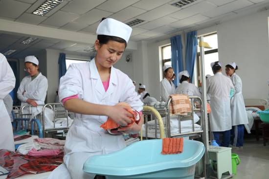 护理2+3是什么专业？