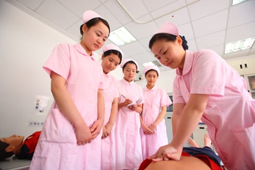 护理2+3是什么专业？