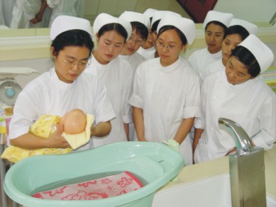 南充市卫生学校有哪些专业