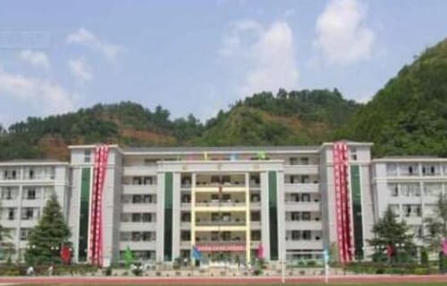 2022年重庆男生读卫校好吗