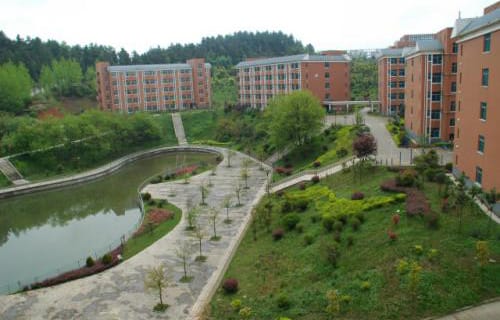 江安县职业技术学校地址在哪里