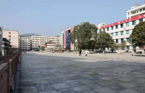 重庆华阳技工学校地址在哪里
