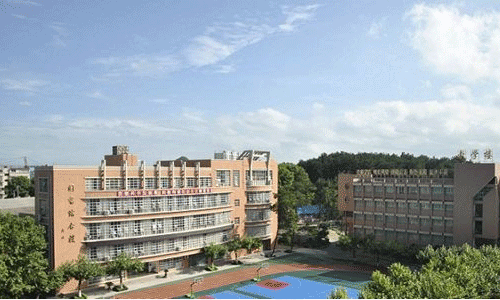 贵阳技术学院里面怎么样？