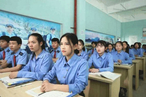 贵阳铁路学校2022年招生要求、收费标准